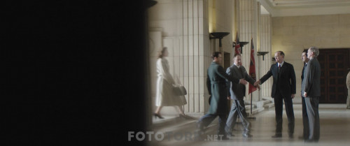 Red.Joan.2018.BluRay.1080p.x264.AC3.DUAL.TR-EN.TORK.mkv_snapshot_00.47.21.043.jpg