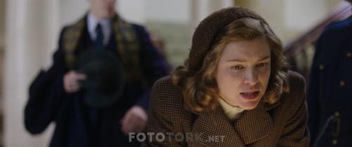 Red.Joan.2018.BluRay.1080p.x264.AC3.DUAL.TR-EN.TORK.mkv_snapshot_01.29.20.584.jpg