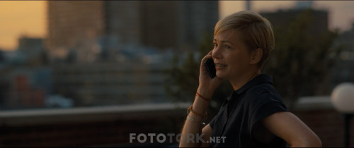 After-The-Wedding---Gecmisin-Sirlari-2019-1080p-BluRay-x264-DUAL-TR-ENG-TORK.mkv_snapshot_00.25.46.104.jpg