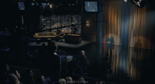 Joker.2019.BluRay.2160p.x265.HDR.AC3.DUAL.TR-EN.TORK.mkv_snapshot_00.13.50.830.jpg