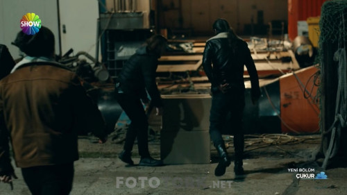 Cukur.BL.85.HDTvRip.720p.AC3.by.TheWelleTy.TORK.mkv_snapshot_01.02.35.590.jpg