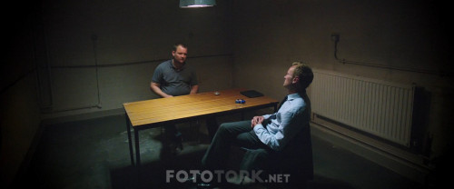 Aynasiz.Hyena.2014.BluRay.1080p.x264.AC3.DUAL.TR-EN.TORK.mkv_snapshot_01.31.20.688.jpg