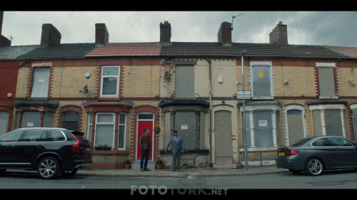 The-Stranger-S01E01.mkv_snapshot_23.54.302.jpg