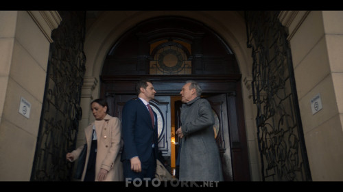 The-Stranger-S01E02.mkv_snapshot_22.53.275.jpg