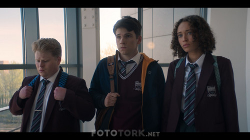The-Stranger-S01E02.mkv_snapshot_31.54.036.jpg