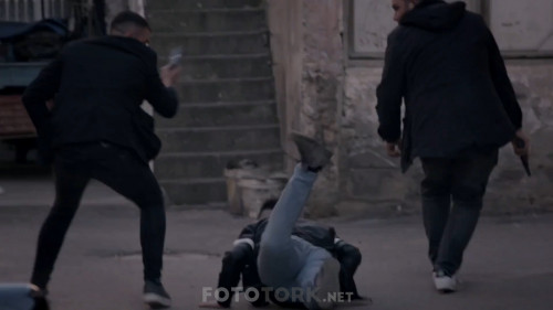 Sokagin.Cocuklar1.S01B01.1080p.WEB-Dl.x264.AC3.TORK.mkv_snapshot_31.39.697.jpg