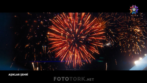 Asiklar.Sehri.La.La.Land.2016.HDTvRip.1080i.mp2.TRDUB.TORK.mkv_snapshot_00.14.49.927.jpg