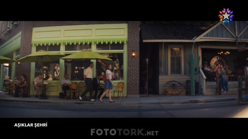 Asiklar.Sehri.La.La.Land.2016.HDTvRip.1080i.mp2.TRDUB.TORK.mkv_snapshot_00.36.30.590.jpg