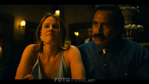 Narcos-Mexico-S02E04-Buyuk-Kazi.mkv_snapshot_00.44.53.389.jpg