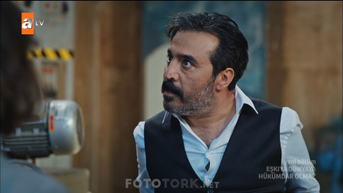 Eskiya.Dunyaya.Hukumdar.Olmaz.BL.157.HDTvRip.1080p.AC3.by.TheWelleTy.TORK.mkv_snapshot_00.17.21.219.jpg