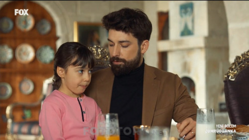Zumruduanka.BL.06.HDTvRip.720p.AC3.by.cideli37.TORK.mkv_snapshot_00.35.42.838.jpg