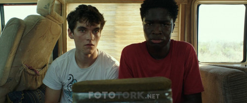 Yollarda.Roads.Caravan.2019.BluRay.720p.x264.AC3.DUAL.TR-EN.TORK.mkv_snapshot_00.30.55.042.jpg