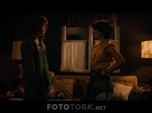 Lucy.In.The.Sky.2019.WEBRip.720p.AC3.DUAL.TR-ENG.TORK.mkv_snapshot_01.34.41.427.jpg