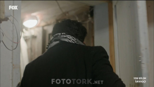 Savasci.BL.95.HDTvRip.720p.AC3.by.TheWelleTy.TORK.mkv_snapshot_01.36.01.749.jpg