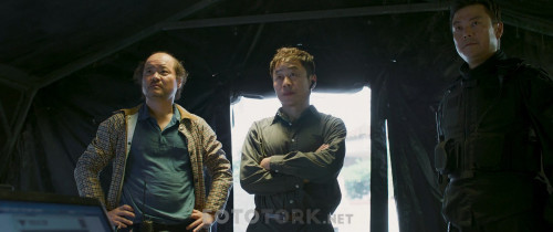 The.Negotiation.2018.BluRay.1080p.x264.AC3.DUAL.TR-KO.TORK.mkv_snapshot_00.04.28.793.jpg