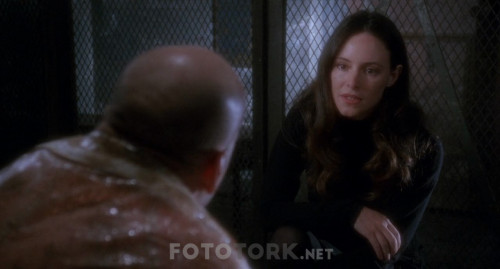 Twelve-Monkeys---12-Maymun-1995-720p-BluRay-x264-DUAL-TR-ENG-TORK.mkv_snapshot_00.14.19_2020.03.20_15.09.27.jpg