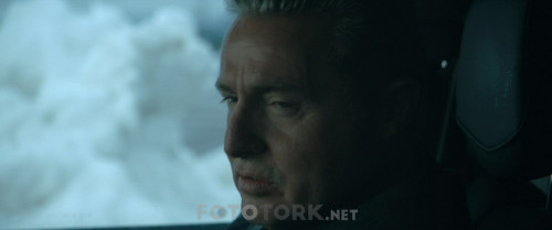 Soguk.Intikam.Cold.Pursuit.2019.720p.AC3.DUAL.TR-ENG.TORK.mkv_snapshot_00.46.57.484.jpg