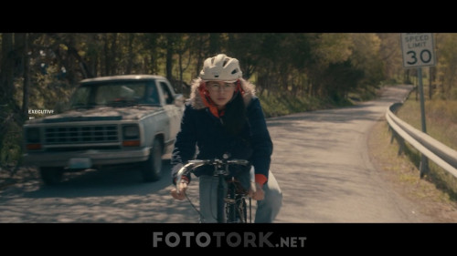 The.Half.Of.It.2020.720p.NF.WEB-DL.DDP5.1.x264.DUAL.TR-ENG.TORK.mkv_snapshot_00.03.34.860.jpg