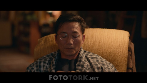 The.Half.Of.It.2020.720p.NF.WEB-DL.DDP5.1.x264.DUAL.TR-ENG.TORK.mkv_snapshot_00.42.10.000.jpg