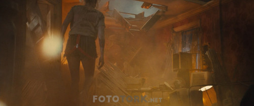 Yirtici.Kuslar.ve.Muhtesem.Harley.Quinn.2020.BluRay.1080p.AC3.DUAL.TR-ENG.TORK.mkv_snapshot_01.09.12.904.jpg