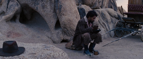 Django.Unchained.2012.BluRay.720p.H264.AC3.DUAL.TR.ENG.TORK.mkv_snapshot_00.24.18.333.jpg