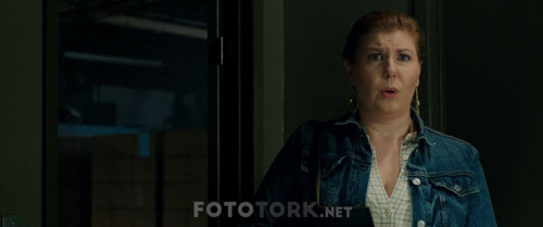 Isiklar.Sonunce.Lights.Out.2016.BluRay.720p.AC3.DUAL.TR-ENG.TORK.mkv_snapshot_00.04.03.476.jpg