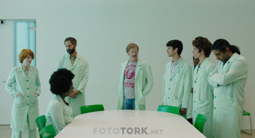Kucuk.Joe.Little.Joe.2019.1080p.AMZN.WEB-DL.DUAL.h264.DUAL.TR-ENG.TORK.mkv_snapshot_01.27.49.792.jpg