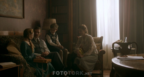 Kardaki.Kuller.Ashes.in.the.Snow.2018.WEB-DL.1080p.x264.AC3.DUAL.TORK.mkv_snapshot_00.03.34.083.jpg