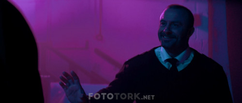 Intikam.Avengement.2019.BluRay.1080p.H264.AC3.DUAL.TR-ENG.TORK.mkv_snapshot_00.58.30.594.jpg