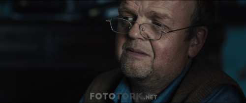 Morgan.2016.BluRay.1080p.H264.AC3.DUAL.TR-ENG.TORK.mkv_snapshot_00.14.42.091.jpg