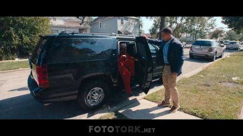 Benim.Hikayem.Becoming.2020.NF.1080p.WEB-DL.DD5.1.x264.DUAL.TR-ENG.TORK.mkv_snapshot_00.45.14.962.jpg