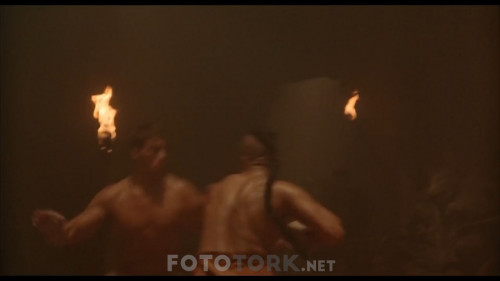 Kickboxer.1989.NF.720p.WEB-DL.x264.DUAL.TR-ENG.TORK.mkv_snapshot_01.23.46.980.jpg