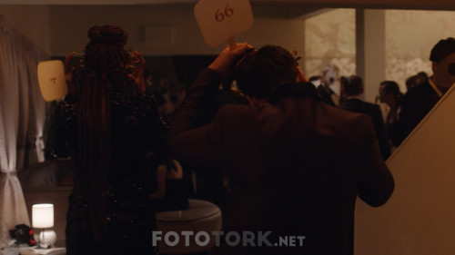 The.Lovebirds.2020.NF.1080p.WEBRip.x264.AC3.DUAL.TR-ENG.TORK.mkv_snapshot_00.57.21.354.jpg