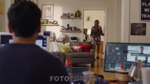 The.Lovebirds.2020.NF.720.WEBRip.x264.AC3.DUAL.TR-ENG.TORK.mkv_snapshot_00.03.17.280.jpg