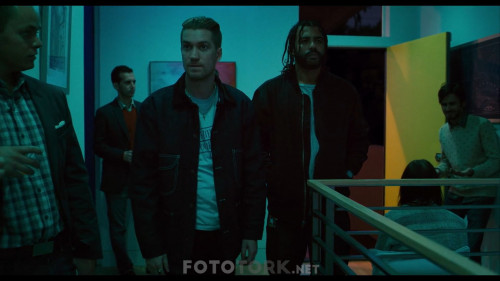 Blindspotting.2018.NF.1080p.WEB-DL.Sansursuz.AC3.DD5.1.DUAL.TR-ENG.TORK.mkv_snapshot_01.00.51.788.jpg