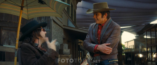 Bir.Zamanlar.Hollywoodta.OnceiUpon.a.Time.in.Hollywood.2019.BluRay.1080p.x264.AC3.DUAL.TR-ENG.TORK.mkv_snapshot_01.03.01.324.jpg