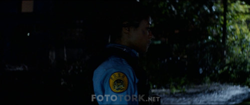 Black.and.Blue.2019.BluRay.1080p.x264.AC3.DUAL.TR-ENG.TORK.mkv_snapshot_01.12.01.906.jpg