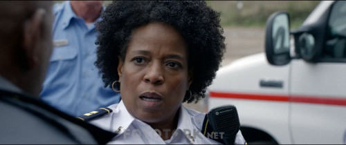 Black.and.Blue.2019.BluRay.720p.x264.AC3.DUAL.TR-ENG.TORK.mkv_snapshot_00.51.02.104.jpg