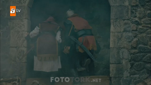 Kurulus.Osman.BL.27.Sezon.Finali.WEBRip.720p.AAC.by.cideli37.TORK.mkv_snapshot_01.37.19.400.jpg