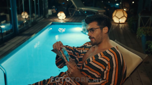 Bay.Yanlis.BL.01.WEBRip.720p.AAC.TORK.mkv_snapshot_01.21.18.440.jpg