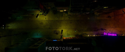 Hellboy.2019.1080p.BluRay.x264.AC3.DUAL.TR-ENG.TORK.mkv_snapshot_00.03.06.062.jpg