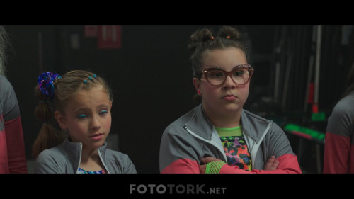 Ritmi.Hisset.Feel.the.Beat.2020.NF.1080p.WEBRip.DD5.1.DUAL.TR-ENG.TORK.mkv_snapshot_01.33.36.958.jpg