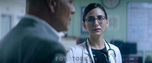Travma.Merkezi.Trauma.Center.2019.1080p.BluRay.x264.DUAL.TR.ENG.TORK.mkv_snapshot_00.19.07.333.jpg