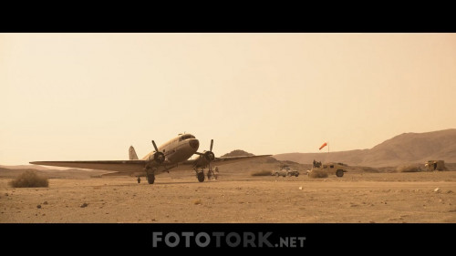 The.Old.Guard.2020.NF.720p.WEB-DL.AC3.DUAL.TR-ENG.TORK.mkv_snapshot_00.36.19.500.jpg