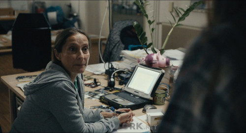 Seni.Seviyorum.Berlin.BerlinI.Love.You.2019.BluRay.1080p.AC3.DUAL.TR-ENG.TORK.mkv_snapshot_00.18.48.671.jpg