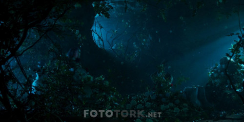 Paradise.Hills.2019.BluRay.720p.x264.AAC.DUAL.TR-ENG.TORK.mkv_snapshot_01.20.14.107.jpg