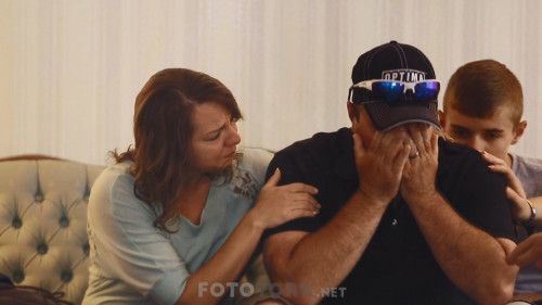 Father.Soldier.Son.2020.NF.1080p.WEB-DL.AC3.DUAL.TR-ENG.TORK-.mkv_snapshot_01.08.21.196.jpg