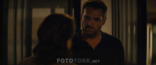 Her.Seyi.Bilen.Adam.Monsieur.je-sais-tout.2018.BluRay.1080p.AC3.DUAL.TR-FR.TORK.mkv_snapshot_00.19.08.218.jpg