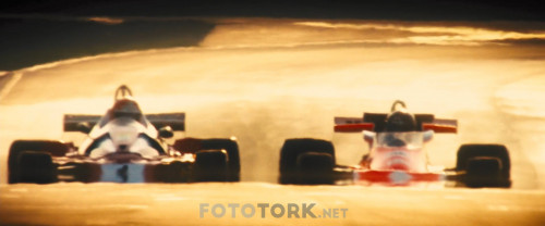 Rush.2013.BluRay.1080p.AC3.DUAL.TR-ENG.TORK.mkv_snapshot_01.53.02.689.jpg