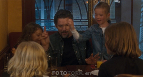 Sakli.Gercekler.The.Truth.La.verite.2019.BluRay.1080p.AC3.DUAL.TR-FR.TORK.mkv_snapshot_01.14.59.834.jpg